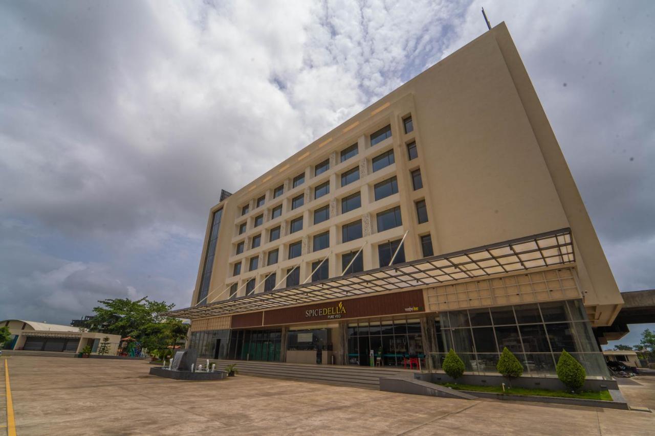 Rakabi The Fern, Igatpuri Hotel Kültér fotó